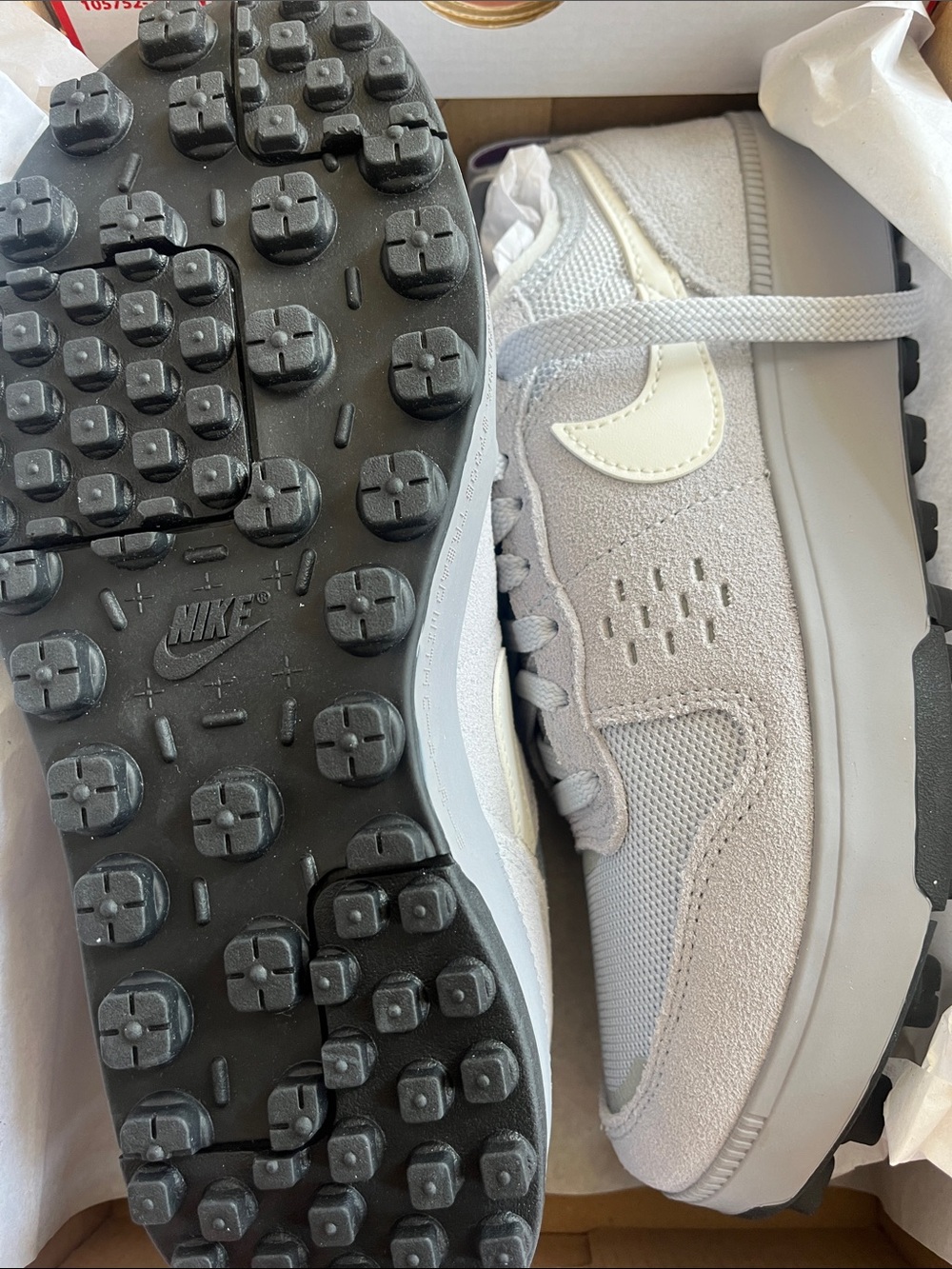 NWT Nike City shoes - Picture 4 of 4